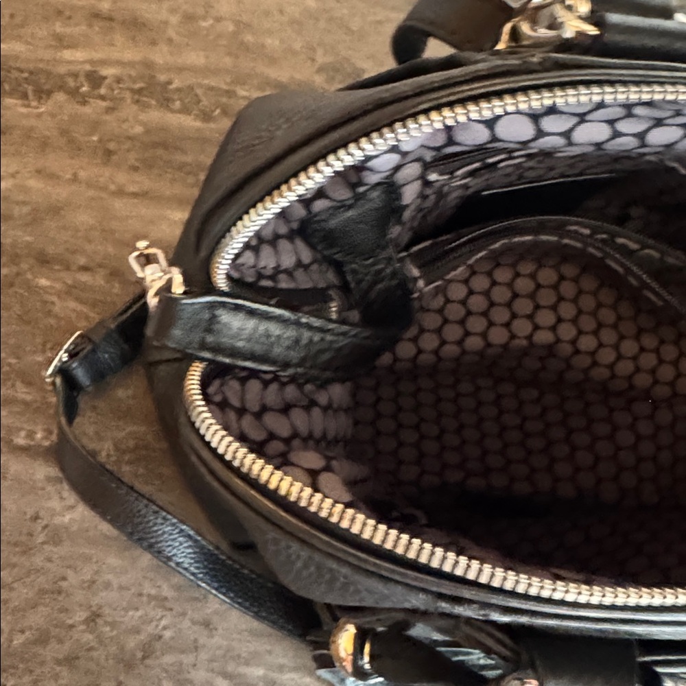 Brighton Masterpiece COLL  AMAYA KIARA TASSELED WHIPSTICHED . Shoulder Bag - Picture 8 of 8